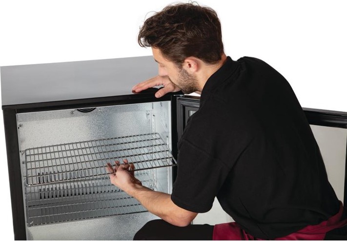  Polar Serie G Bark&uuml;hlschrank mit Klappt&uuml;r 128L 